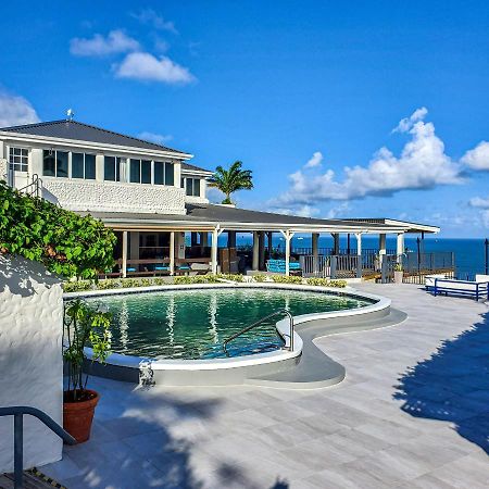 Trade Winds Hotel Dickenson Bay Buitenkant foto