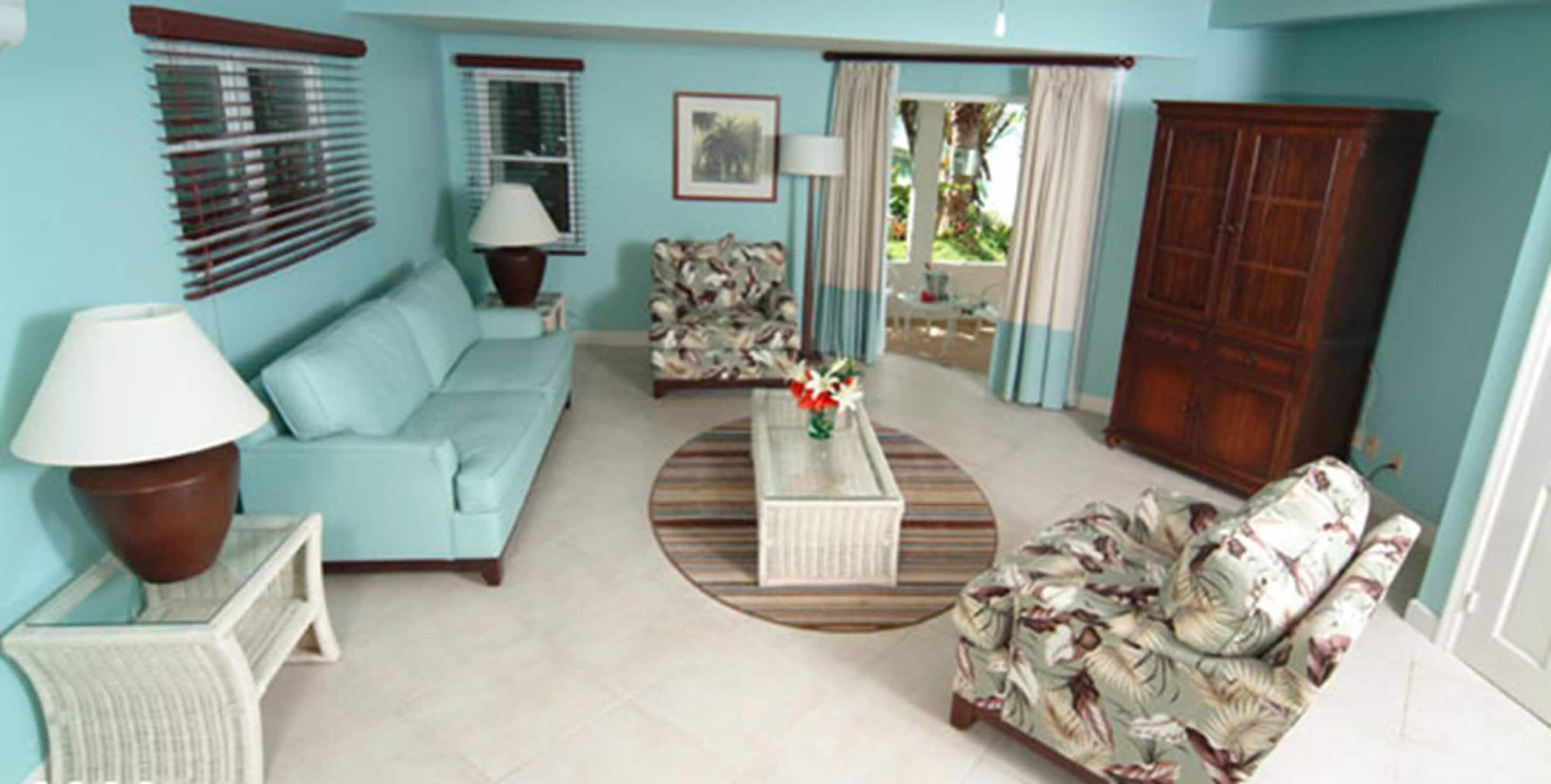 Trade Winds Hotel Dickenson Bay Buitenkant foto