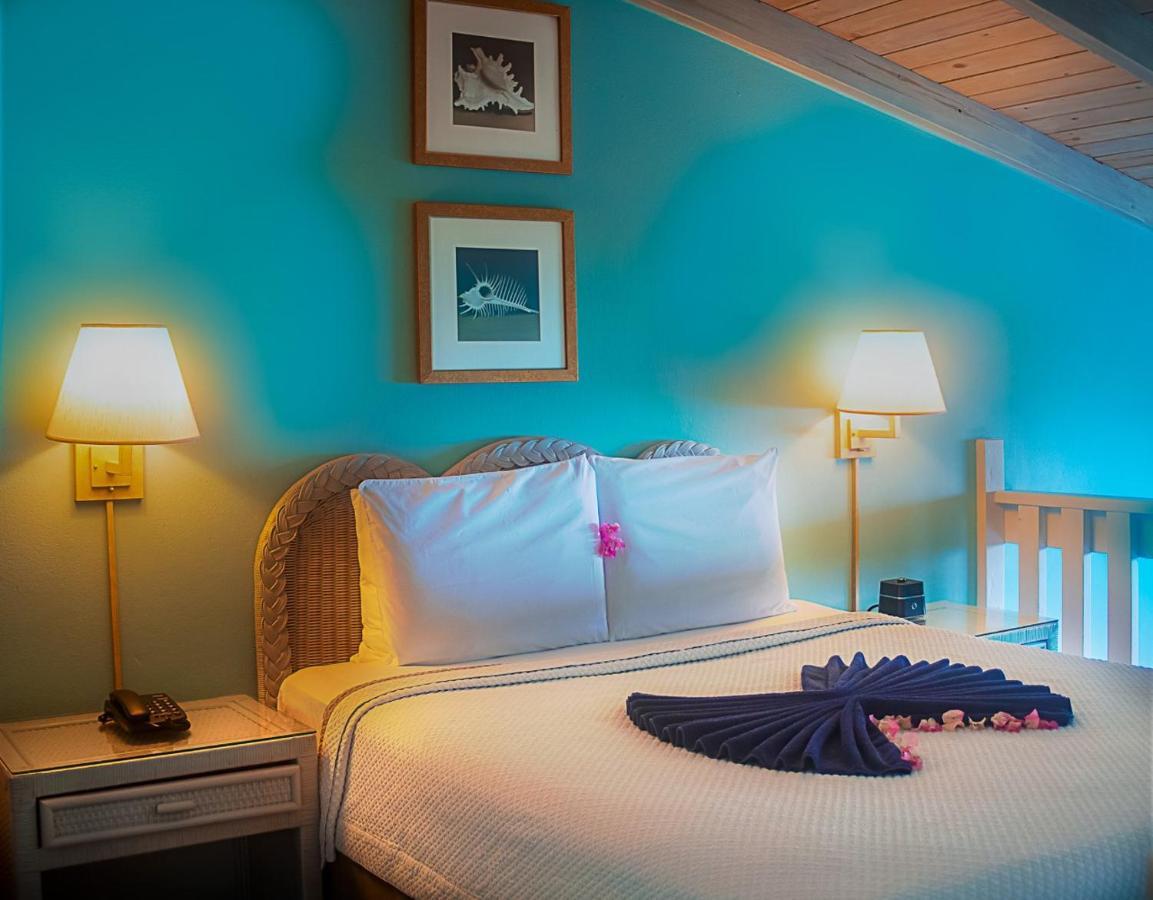 Trade Winds Hotel Dickenson Bay Buitenkant foto